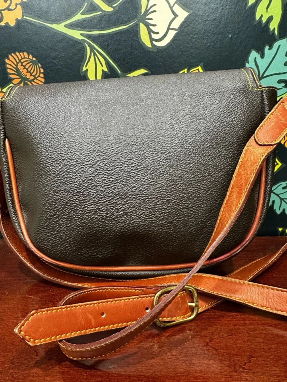 Vintage Hunting World Leather Crossbody Safari Bag Elephant Logo Italy